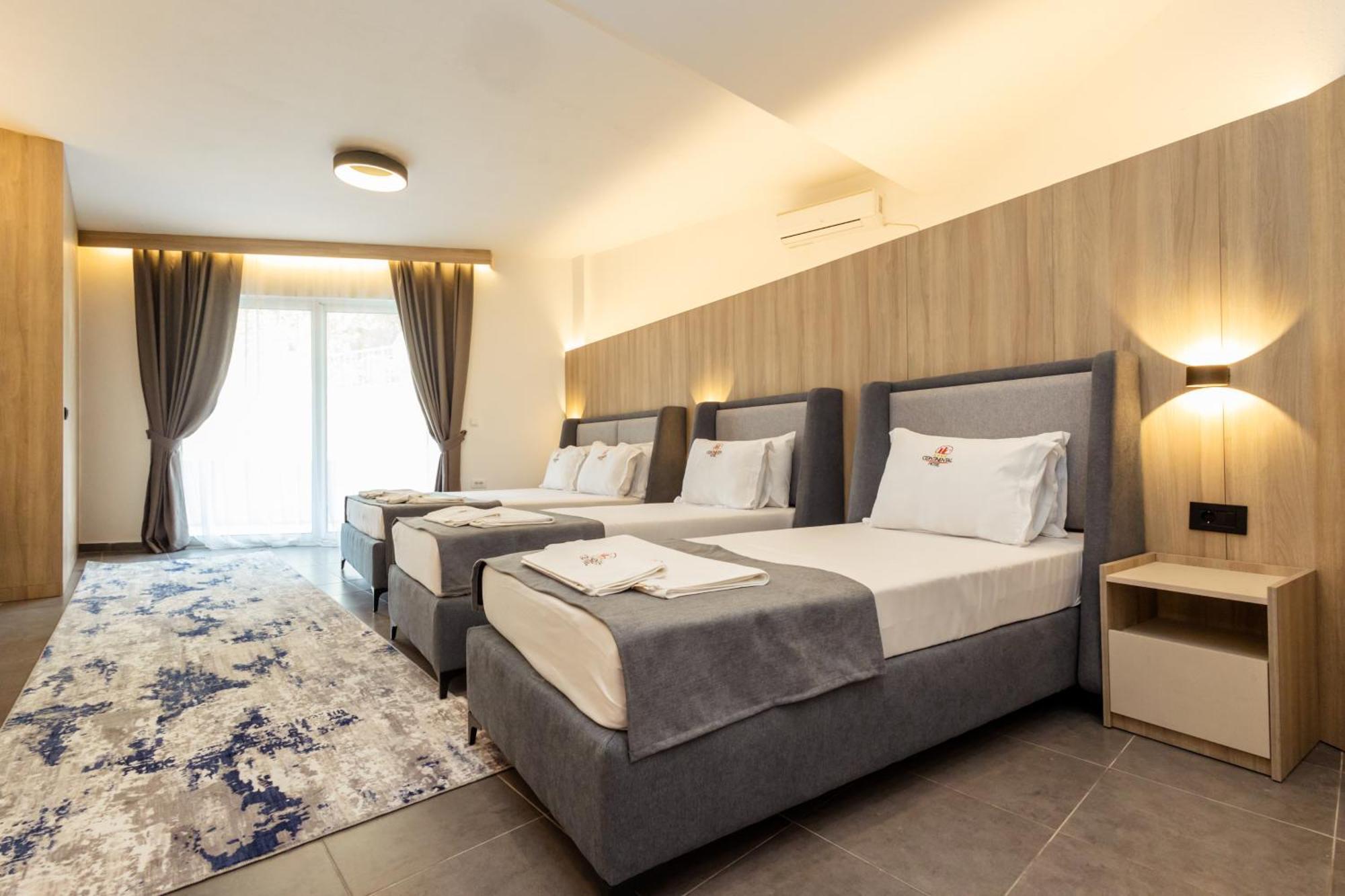 Continental Hotel Улцинь Экстерьер фото