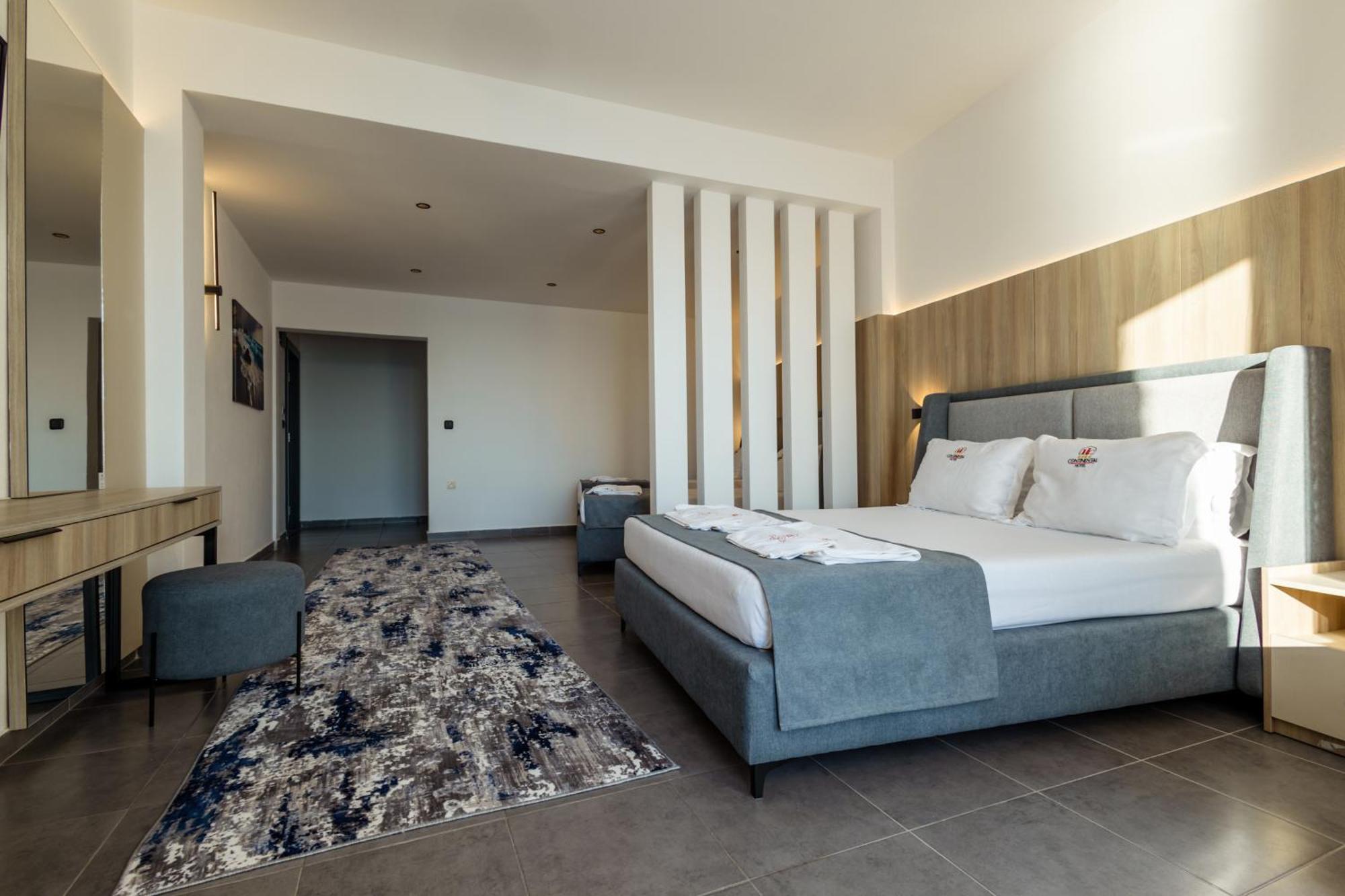 Continental Hotel Улцинь Экстерьер фото