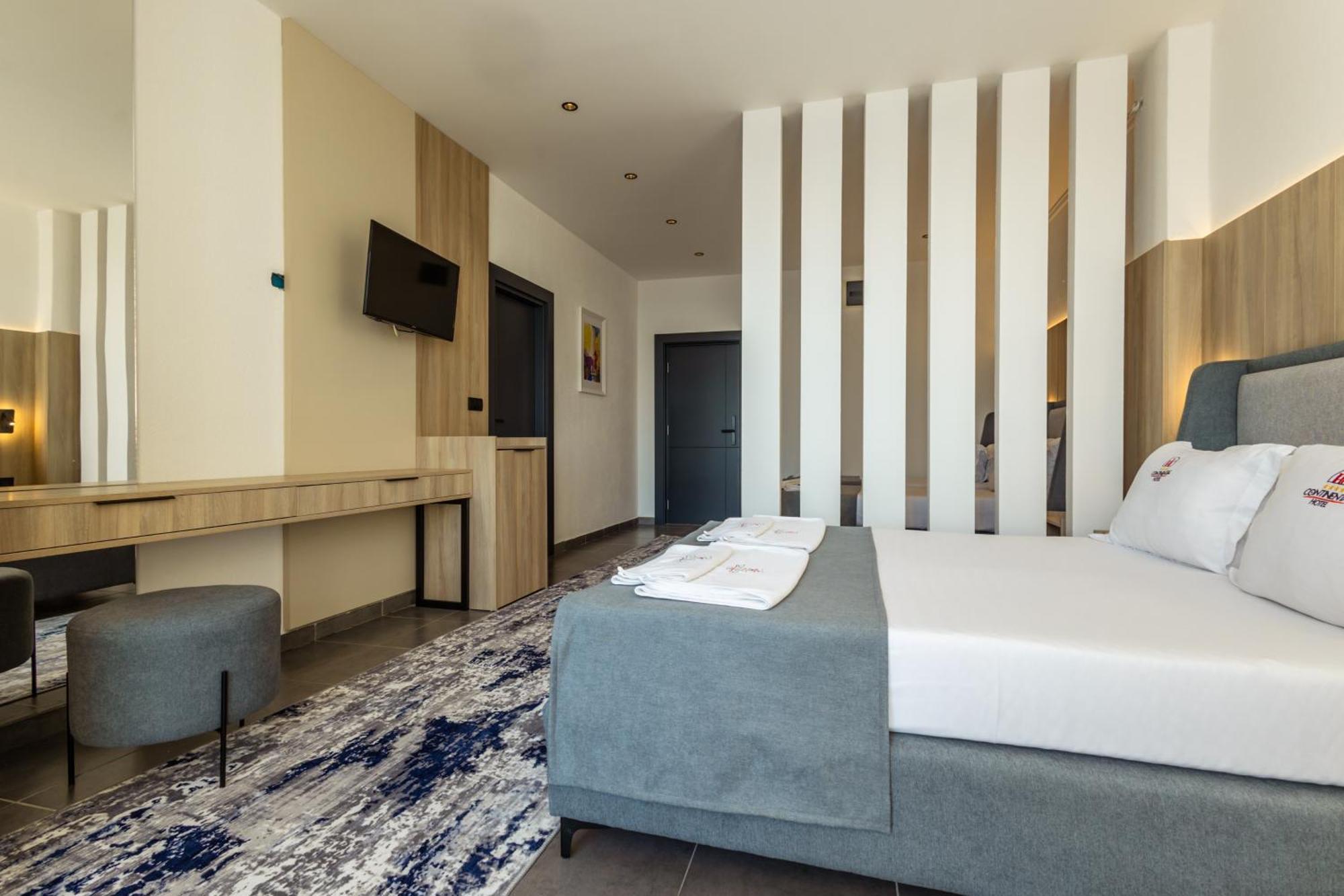 Continental Hotel Улцинь Экстерьер фото